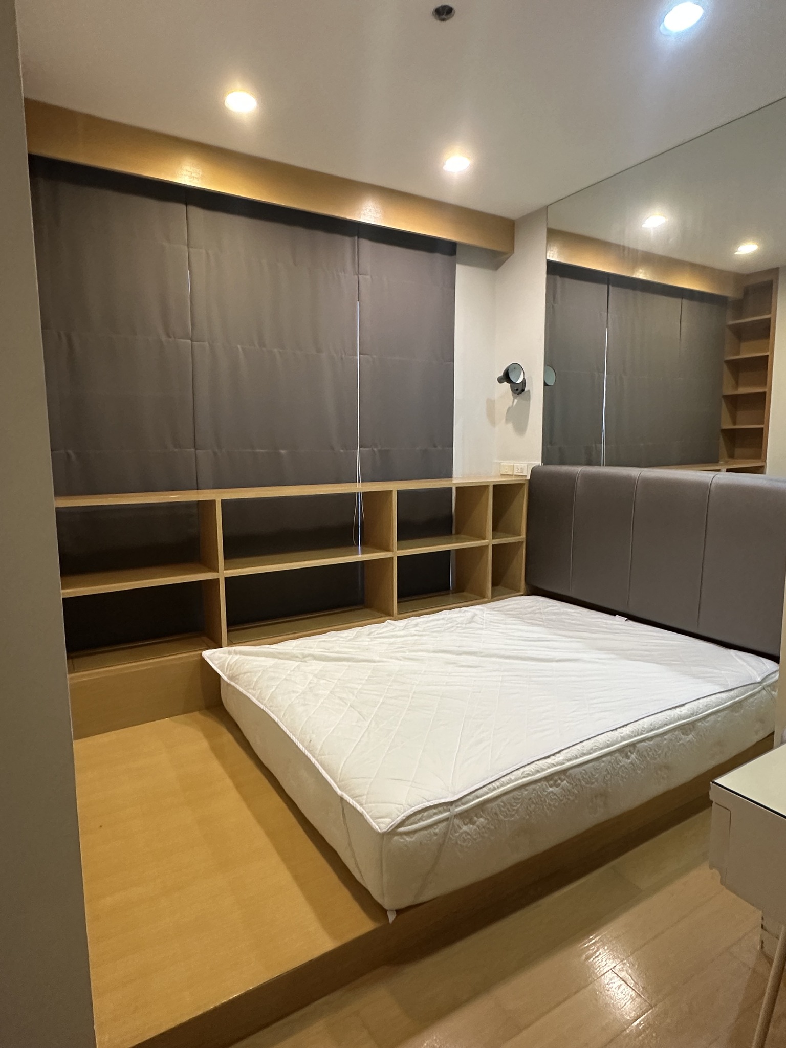 ðĄâĻ āđāļŦāđāđāļāđāļēāļāļāļāđāļ āđāļŪāļāđ āļŠāļēāļāļĢ / Hive Sathorn âĻ