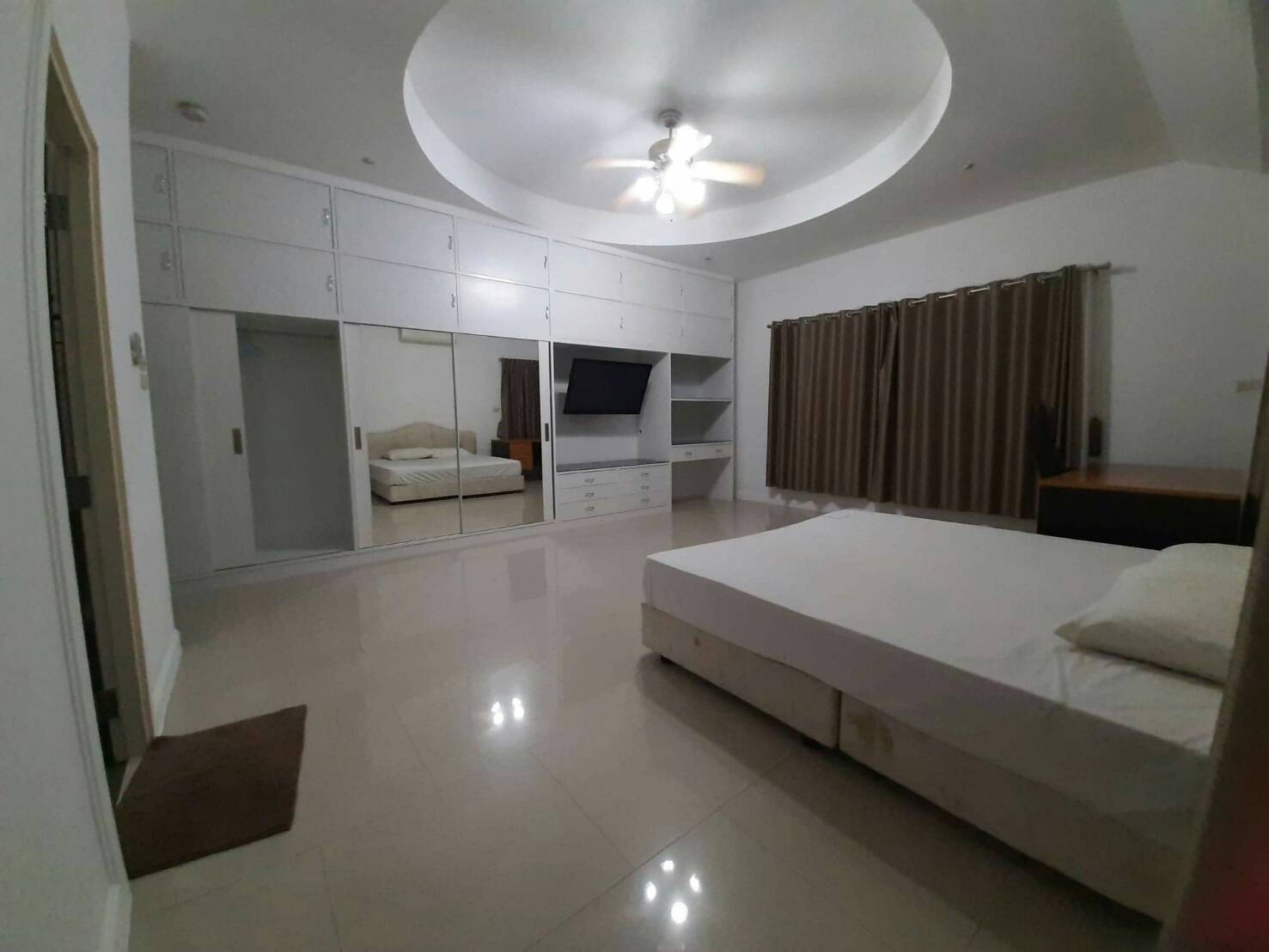 ายบ้านเดี่ยวหมู่บ้าน สยามเพลส (Siam Place) ขายราคา 4,600,000 บาท