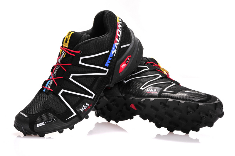 รองเท้าเดินป่า outdoor.. .Salomon... ใหม่ ...Size42-45Eur