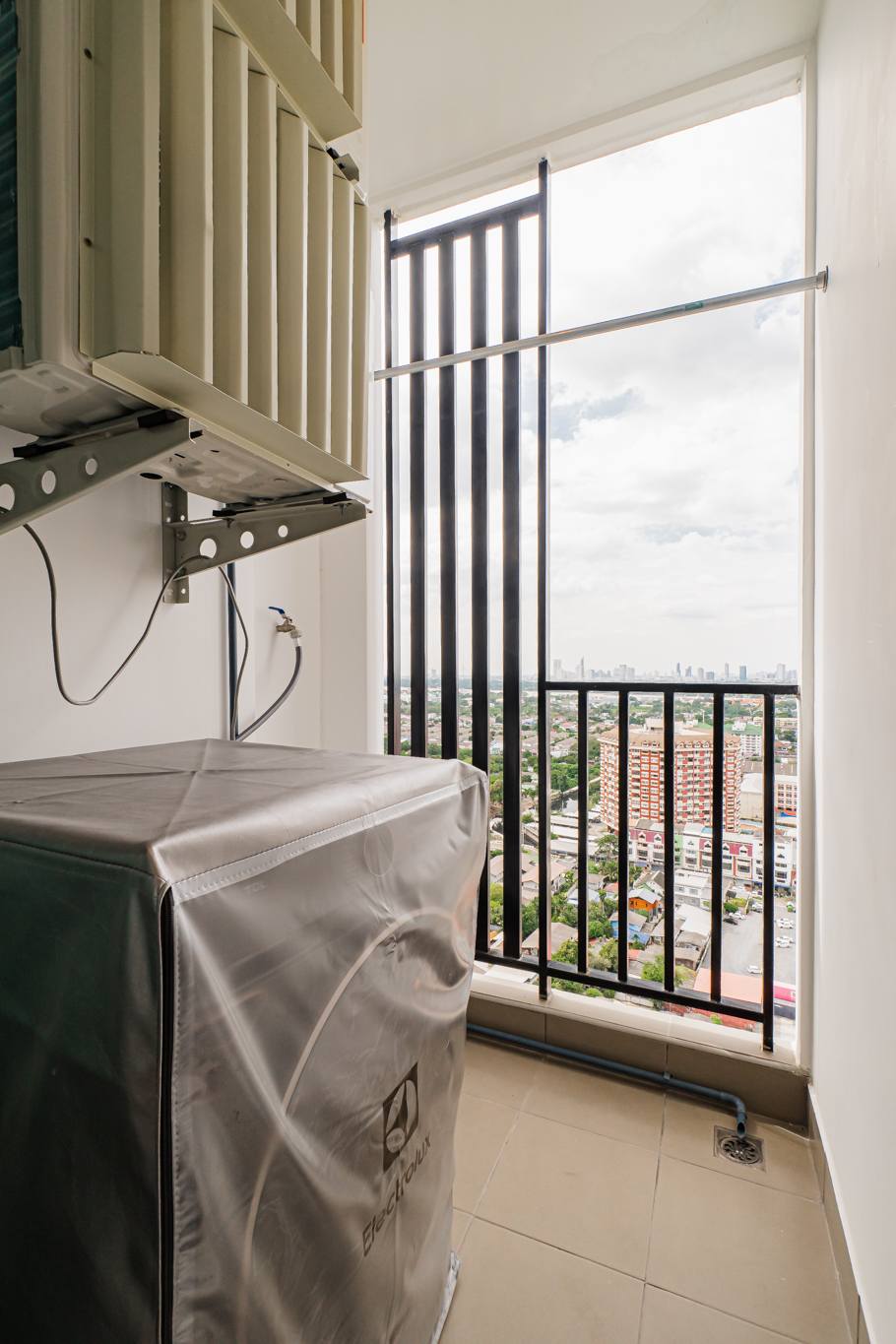 ให้เช่าคอนโด รีเจ้นท์โฮม บางนา / For Rent Regent Home Bangna (English below)