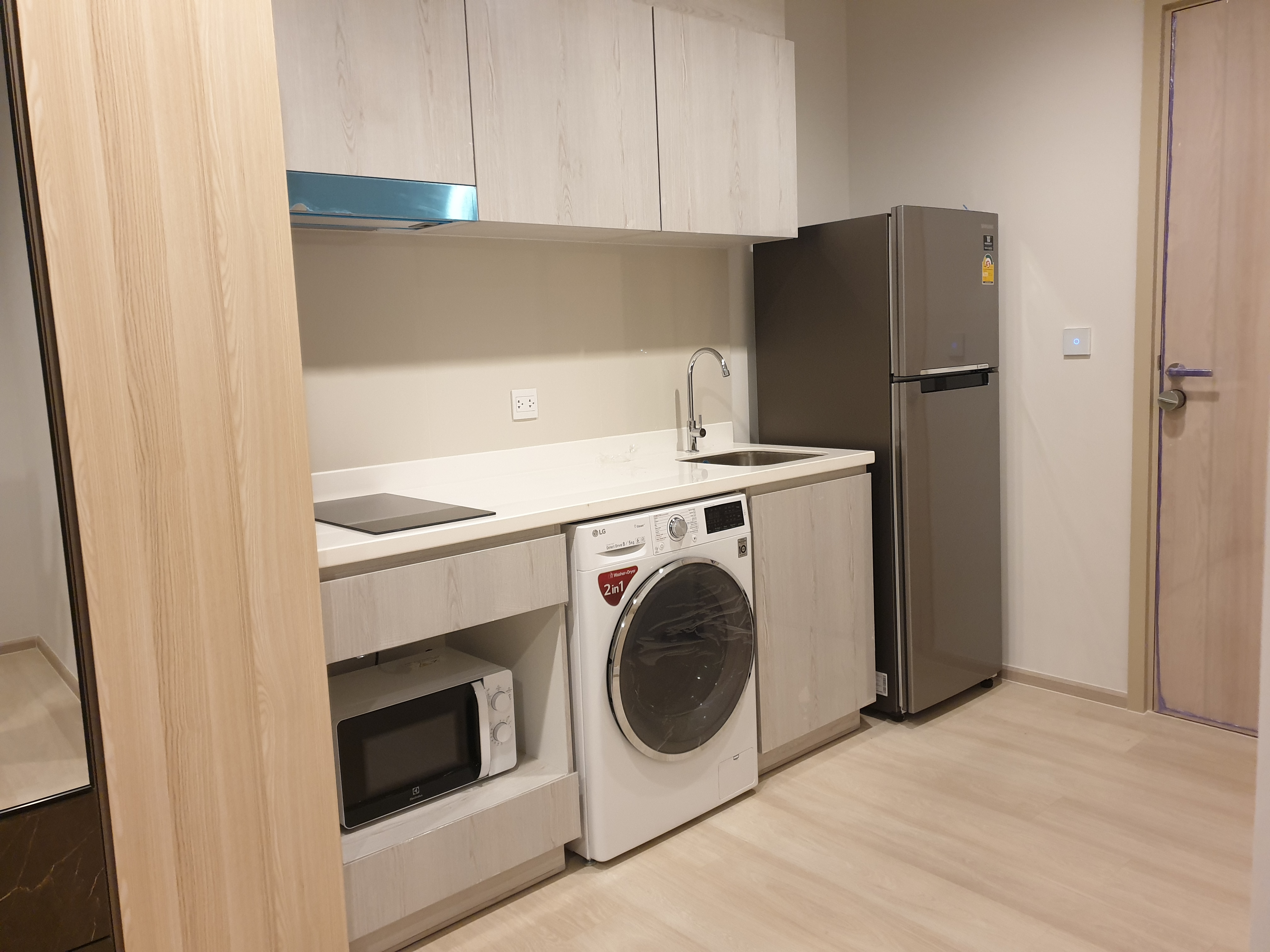 🏢✨ ให้เช่า คอนโด Life One Wireless (ไลฟ์ วัน ไวร์เลส – เพลินจิต) ห้อง Studio พร้อมอยู่ ทำเลทอง ใจกลางสุขุมวิท เพลินจิต 🏙️