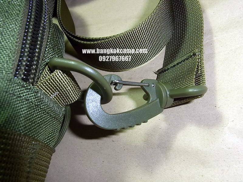 กระเป๋าสะพายข้าง ผ้าคอดูล่า (Cordura) สีเขียวทหาร