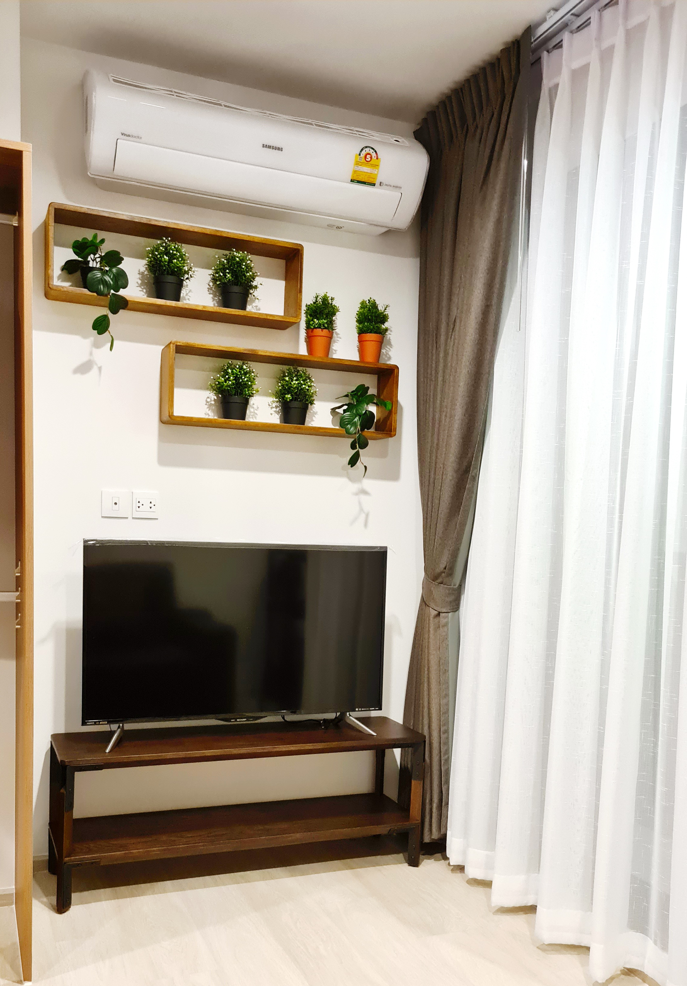 ขาย / เช่า Life One Wireless (ไลฟ์ วัน ไวร์เลส) แยกเพลินจิต ห้อง#A19B19 ห้องขนาด 28.29 ตรม. ชั้น 19 สตูดิโอ วิวสุดยอด