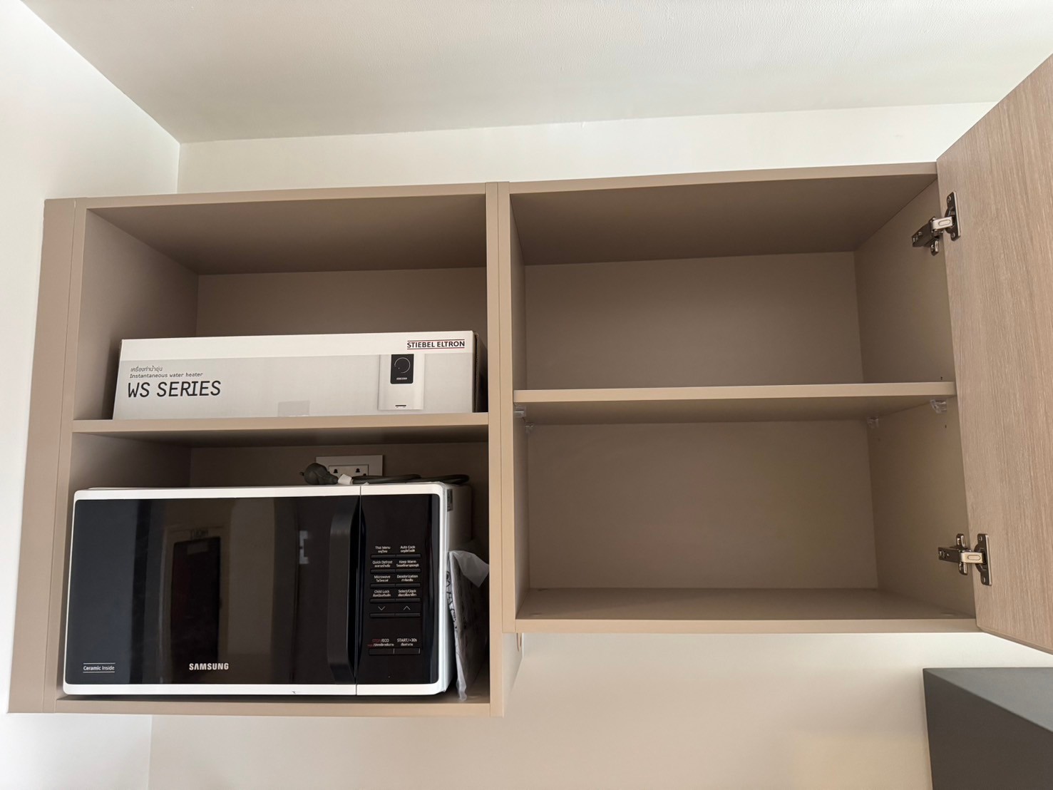 ให้เช่าคอนโดใหม่ใกล้ ม.ธรรมศาสตร์ มีรถรับ-ส่งถึงหน้า ม. dcondo Shine Rangsit (ดีคอนโด ชายน์ รังสิต) ห้องใหม่ไม่เคยปล่อยเช่า ด่วนก่อนเต็มนะจ๊ะ