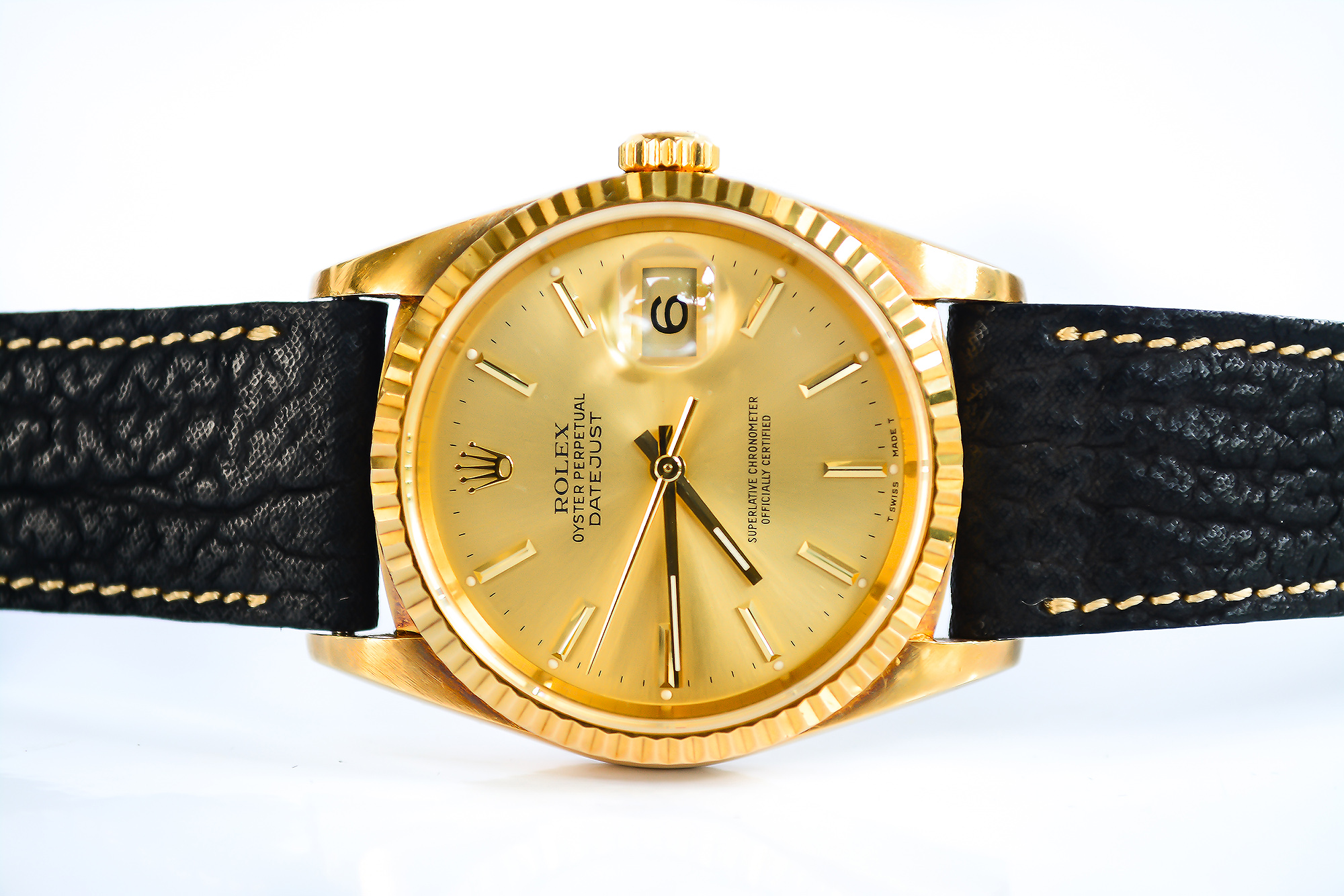Rolex Date-just ตัวเรือนทองคำ 16238 (Sold)