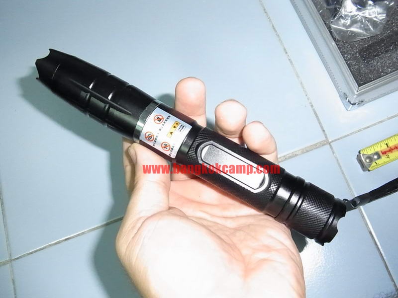 เลเซอร์ สีฟ้า LaserPointer ฺBlue แรงสุด จุดไม้ขีดติด พร้อมกระเป๋าอลูมิเนียม