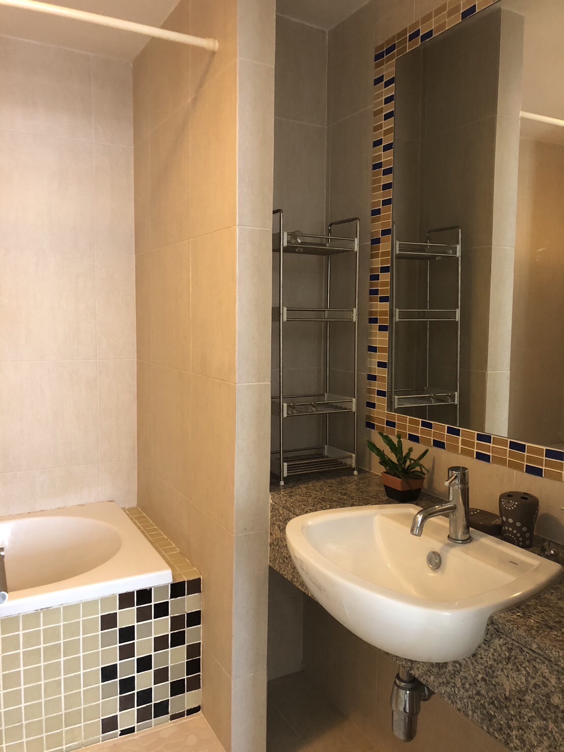 ให้เช่า / ขาย เดอะโคลเวอร์ ทองหล่อ 18 The Clover Thonglor ขนาด 35.94 ตรม. / 18000 เดือน