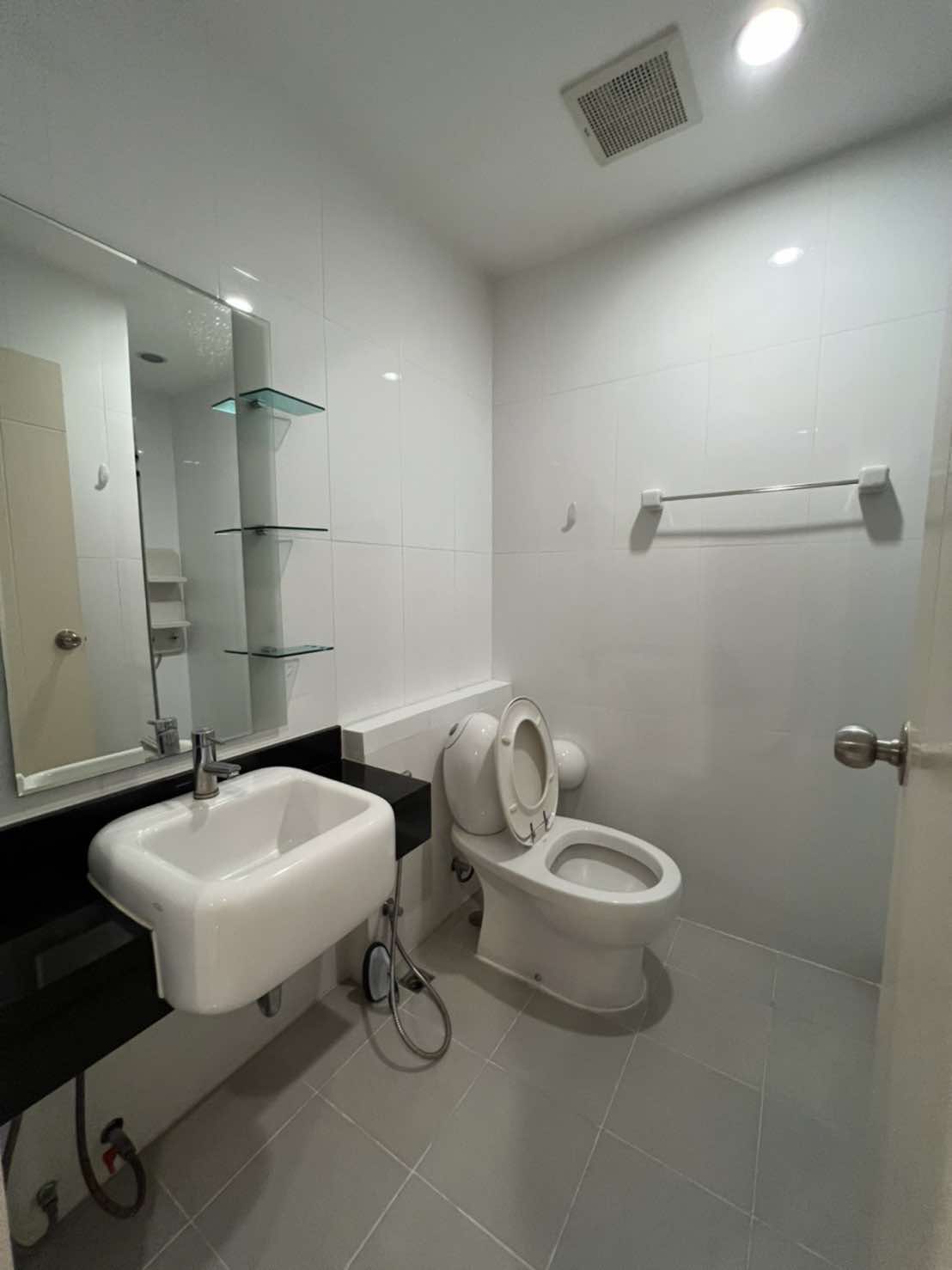 🔥ขายด่วน! คอนโด Astro Chaeng Wattana (เอสโทร แจ้งวัฒนะ) ห้องใหญ่ 3 นอน 4 น้ำ ใกล้รถไฟฟ้า เซ็นทรัล และทางด่วน! 🔥