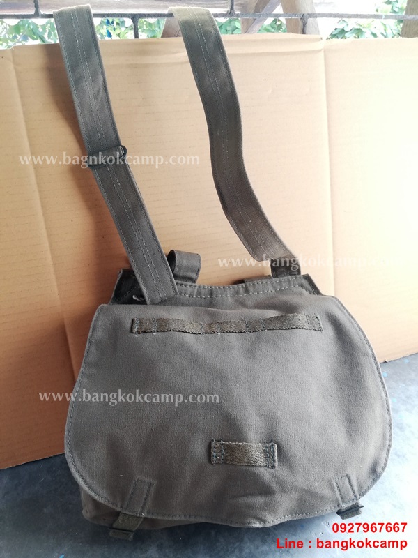 กระเป๋าทหารเชคโก กระเป๋าสะพาย ผ้าแคนวาส ของใหม่เก่าเก็บ สมบูรณ์ พร้อมใช้