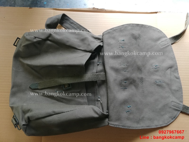 กระเป๋าทหารเชคโก กระเป๋าสะพาย ผ้าแคนวาส ของใหม่เก่าเก็บ สมบูรณ์ พร้อมใช้