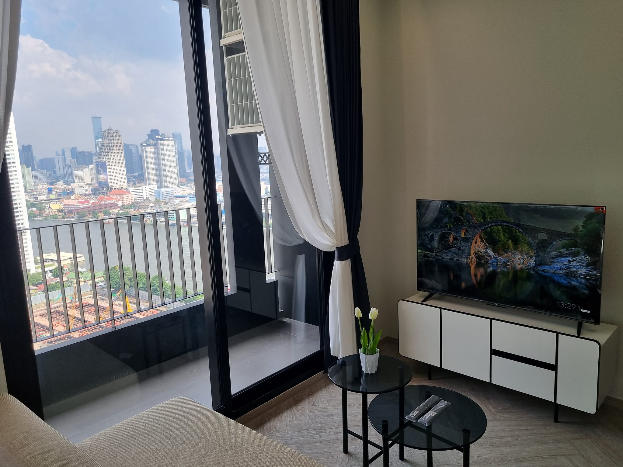 ให้เช่าคอนโด Chapter Charoennakhorn-Riverside (แชปเตอร์ เจริญนคร-ริเวอร์ไซด์) 1 ห้องนอน 1 ห้องน้ำ ขนาด 32ตรม ห้องใหม่เอี่ยม