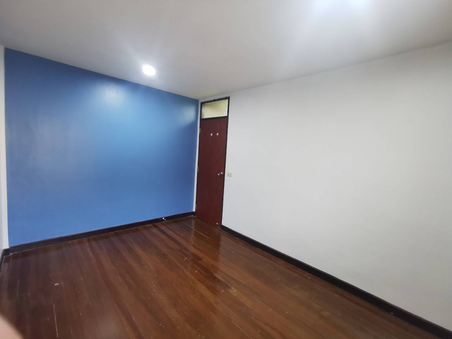 ขาย / เช่า ทาวน์เฮ้าส์ 2 ชั้น แต่งครบพร้อมอยู่ หมู่บ้านนิชดา ปากเกร็ด ทำเลดี ใกล้ตลาด ทาวน์เฮ้าส์ 2 ชั้น 16 ตารางวา 2 ห้องนอน 1ห้องน้ำ