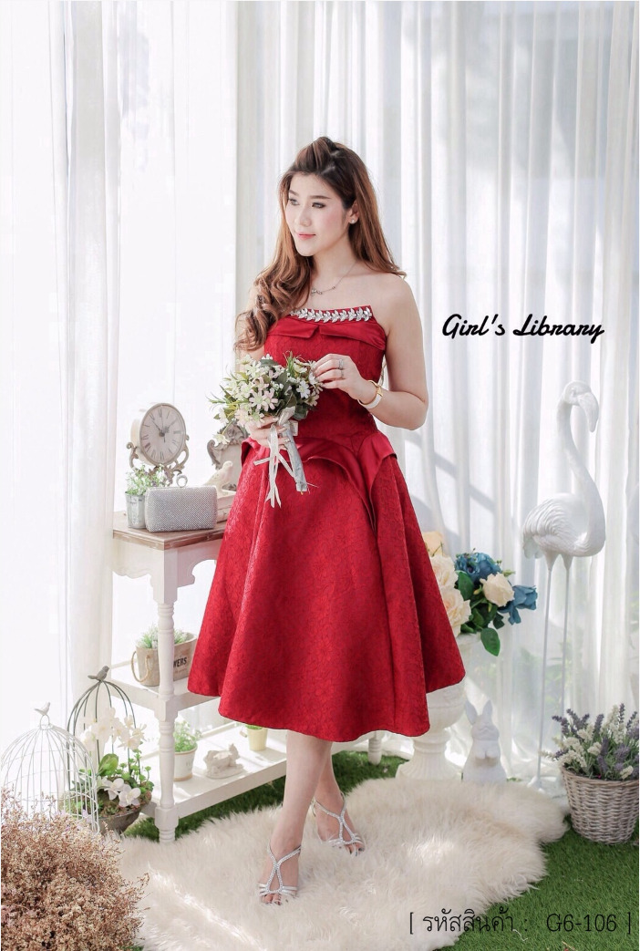 ชุดไปงานแต่งงาน ชุดออกงาน สีแดง เกาะอก กระโปรงทรงบาน ผ้าลูกไม้เกรดพรีเมี่ยมสวยหรู