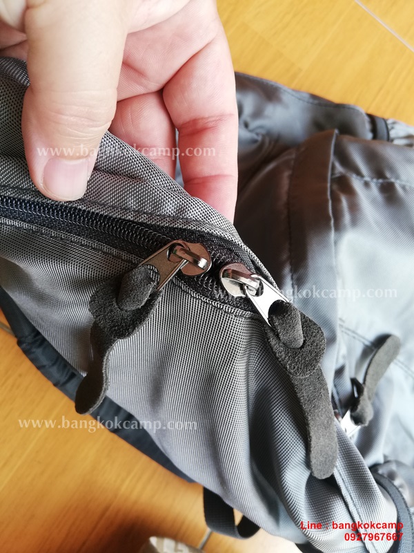 กระเป๋าเป้ผ้าคอดูร่า CORDURA เหมือนใหม่ สภาพดี ขนาดกระทัดรัด พร้อมใช้