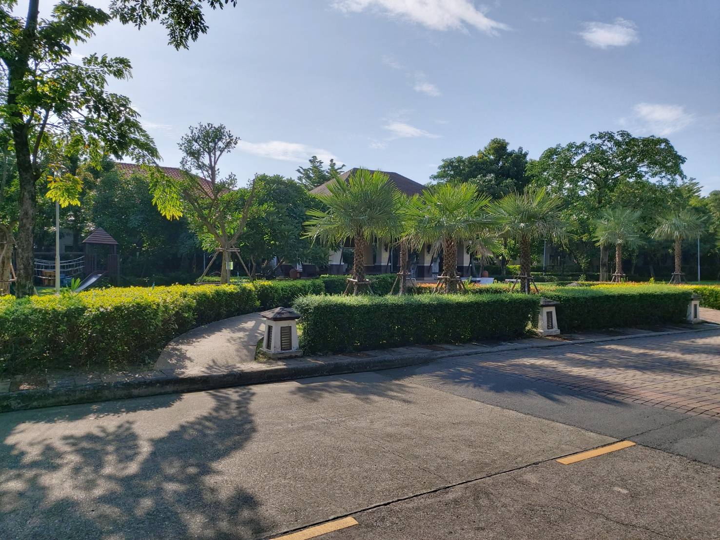 ขาย / เช่าบ้านเดี่ยว 2 ชั้น โครงการหมู่บ้านเดี่ยว ศุภาลัย สุวรรณภูมิ Supalai Suvarnabhumi ถ.ลาดกระบัง 1ก/14 ขายราคา 15,900,000บาท