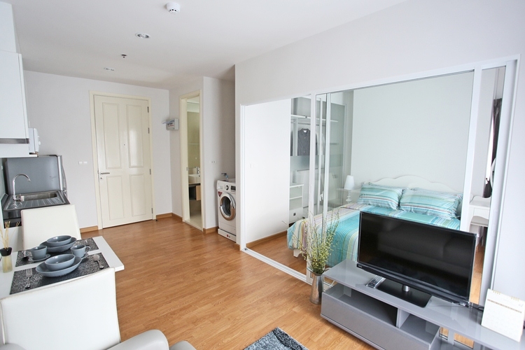 คอนโด พาร์คแลน @ รัชดา – วงศ์สว่าง The Parkland Ratchada-Wongsawang มีห้องให้เลือกหลายห้อง ราคาค่าเช่าตั้งแต่ 12,000 – 15,000 บาท/เดือน ห้องสตูดิโอ 1 ห้องนอน ชั้น วิว เลือกได้ตามต้องการ