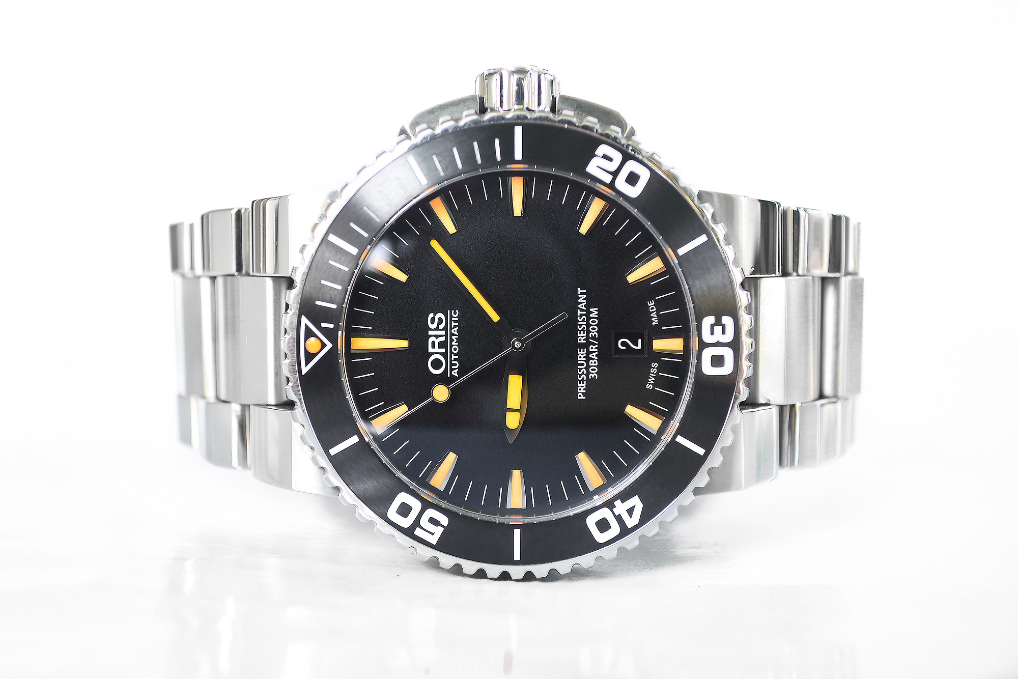 ORIS Aquis Date Black/Orange Automatic (Sold)