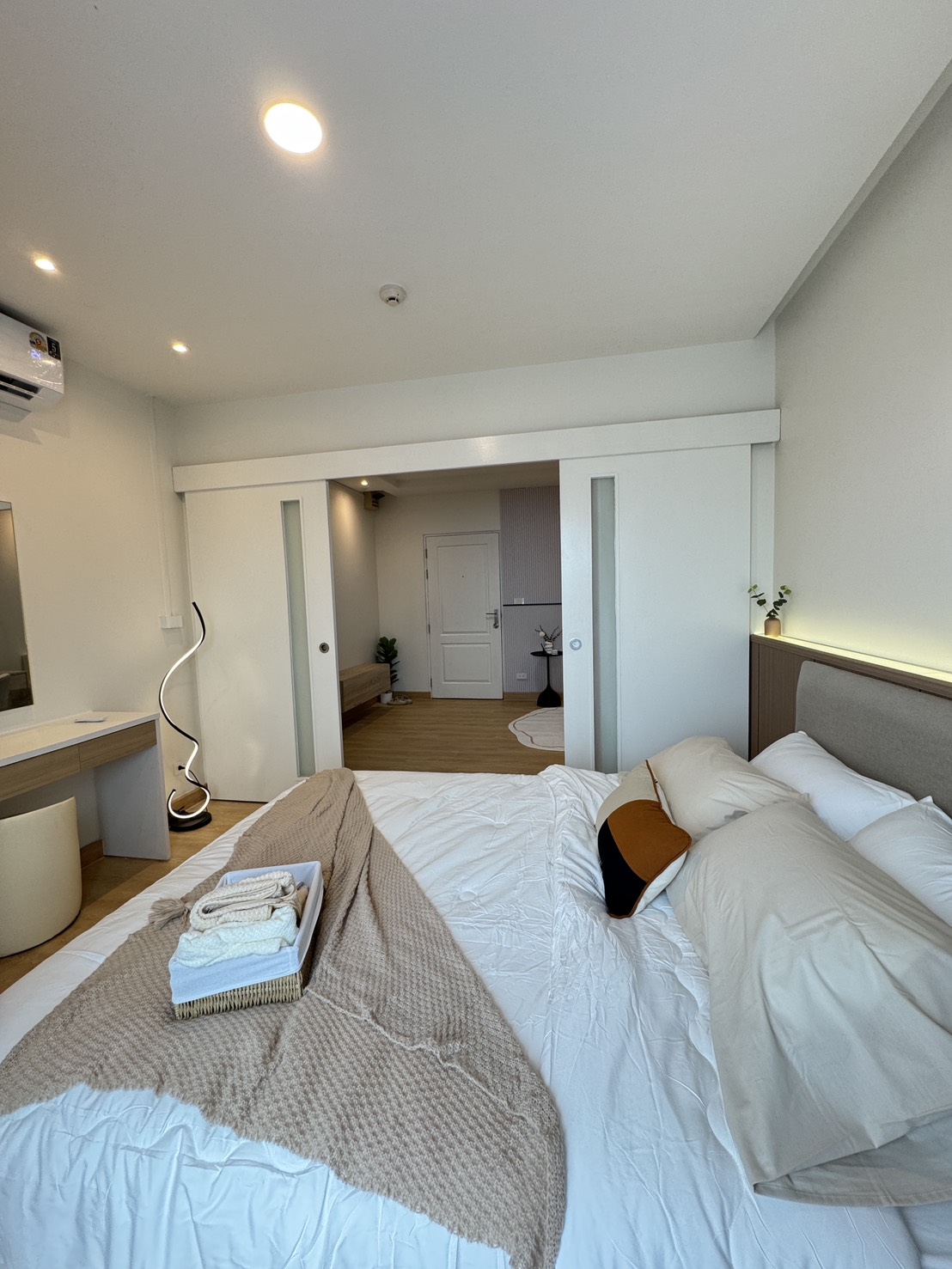 ขายด่วน คอนโด เดอะซี้ด สาทร–ตากสิน / For Sale The Seed Sathorn–Taksin