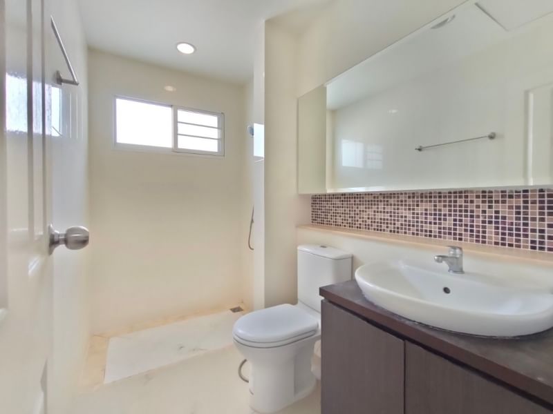 ขาย /ให้เช่า บ้านเดี่ยว 2 ชั้น หลังมุม ห่าง MRT บางพลู เพียง 5 นาทีโครงการ The Centro Rattanathibet : เดอะ เซนโทร รัตนาธิเบศร์ ขนาด 52 ตารางวา