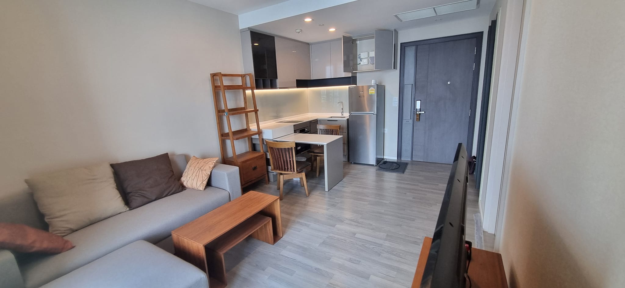 ให้เช่าคอนโด 333 Riverside : 333 ริเวอร์ไซด์ บางโพ ติด MRT สายสีน้ำเงิน ติดท่าเรือด่วน บางโพ