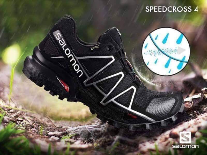 รองเท้าเดินป่า outdoor.. .Salomon... ใหม่ ...Size42, 43​ ,44​ ,45Eur