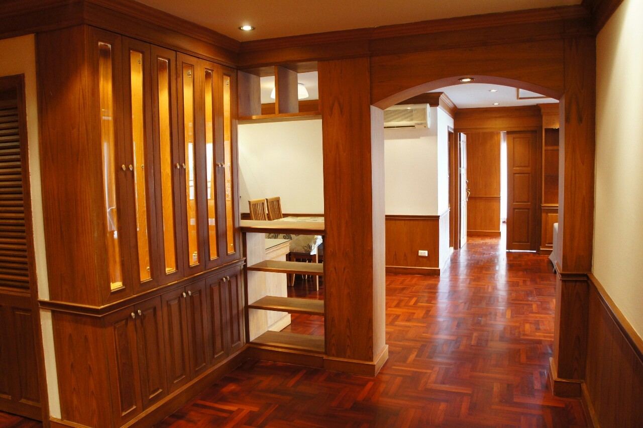 คอนโด ริชมอนด์ พาเลส (Richmond Palace) สุขุมวิท 43 ให้เช่า ห้อง 2 ห้องนอน 2 ห้องน้ำ พื้นที่ 163 ตร.ม ชั้น 14 วิวเมือง เฟอร์พร้อม