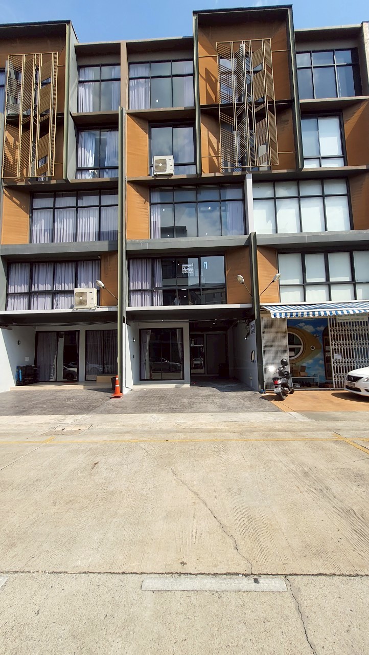 ขาย / เช่า โฮมออฟิศโครงการ เดอะ ไพรด์ สุขุมวิท 77 - The Pride Sukhumvit 77 4 ชั้นครึ่ง