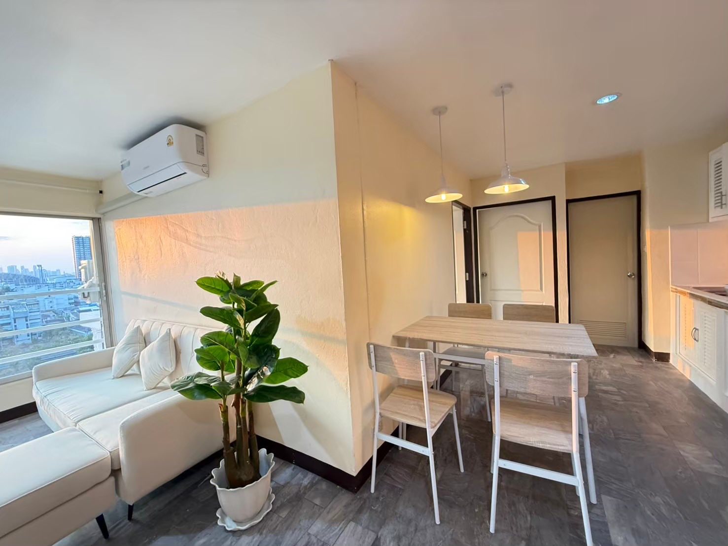 ให้เช่าคอนโด Baan Sukhothai Ramkhamhaeng (บ้าน สุโขทัย รามคำแหง)