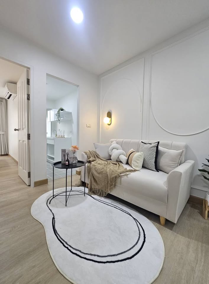 ขายคอนโด เดอะคิทท์พลัส นวมินทร์ ห้องตกแต่งใหม่ ชั้น 4 ขนาด 31 ตร.ม. 1 ห้องนอน พร้อมอยู่ ราคาพิเศษเพียง 1.39 ล้านบาท