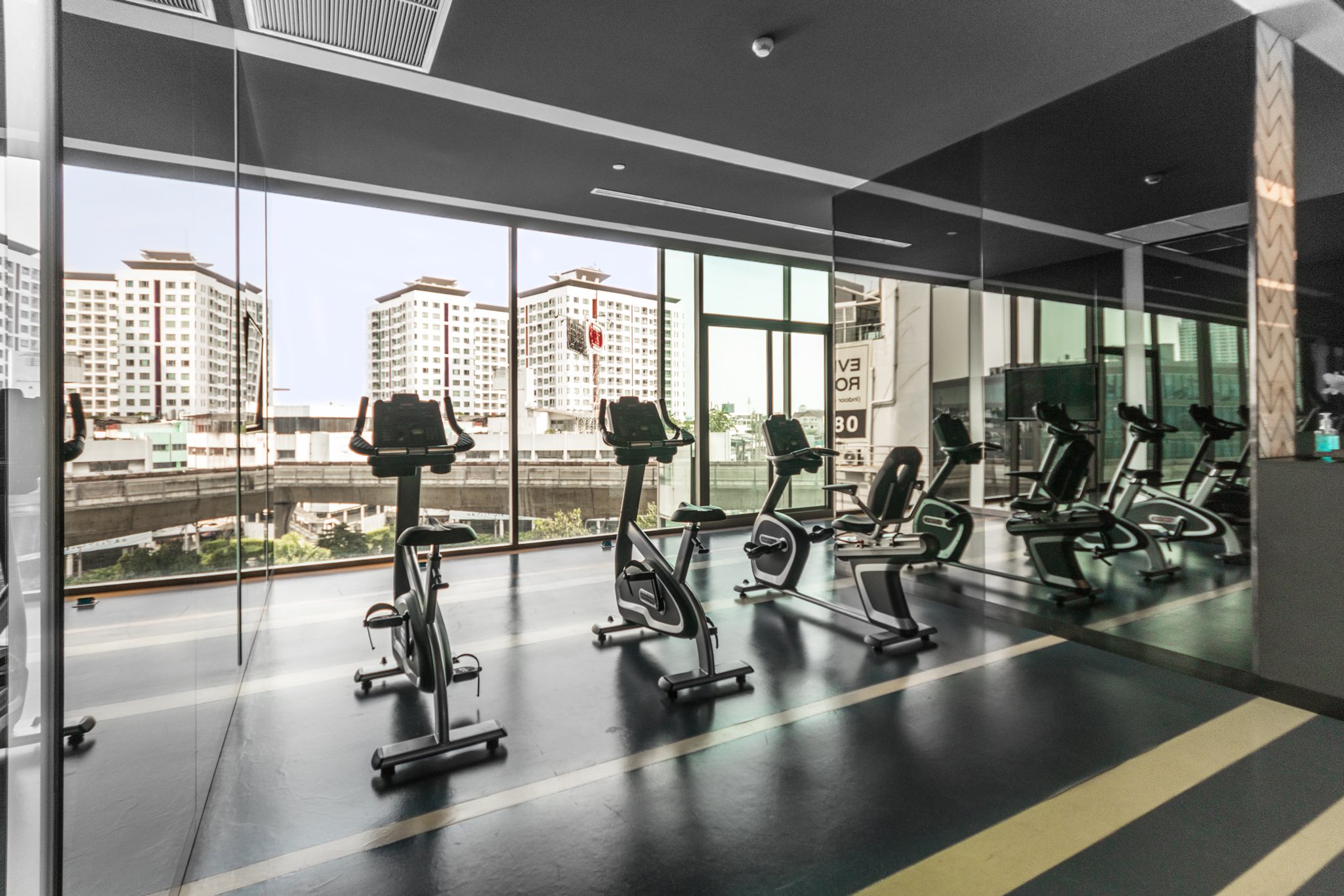 🏡✨ ให้เช่าคอนโด The Room Sukhumvit 69 (เดอะ รูม สุขุมวิท 69)