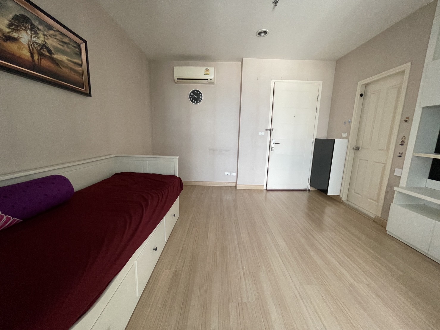 ขายขาดทุนคอนโดติดรถไฟฟ้า ลาดพร้าว Life @ Ladprao 18 (ไลฟ์ แอด ลาดพร้าว 18) 1 ห้องนอน 1 ห้องน้ำ ขนาด 40 ตรม ชั้น31 ขายขาดทุนเพียง 3.2 ล้าน