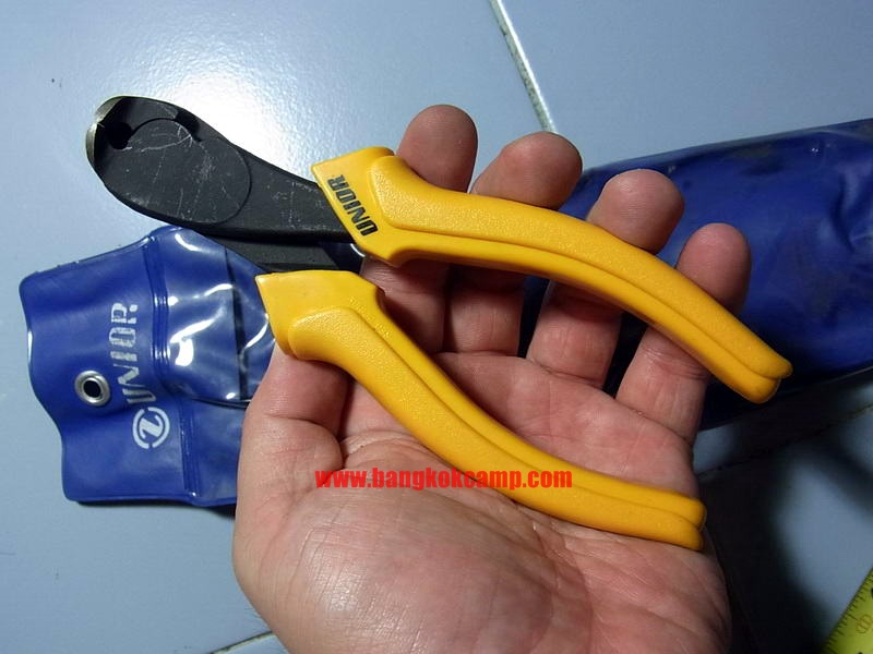 คีมตัดตะปู 6นิ้ว UNIOR เชคโก รุ่นเก่า ใหม่เก่าเก็บ พร้อมซองเดิม