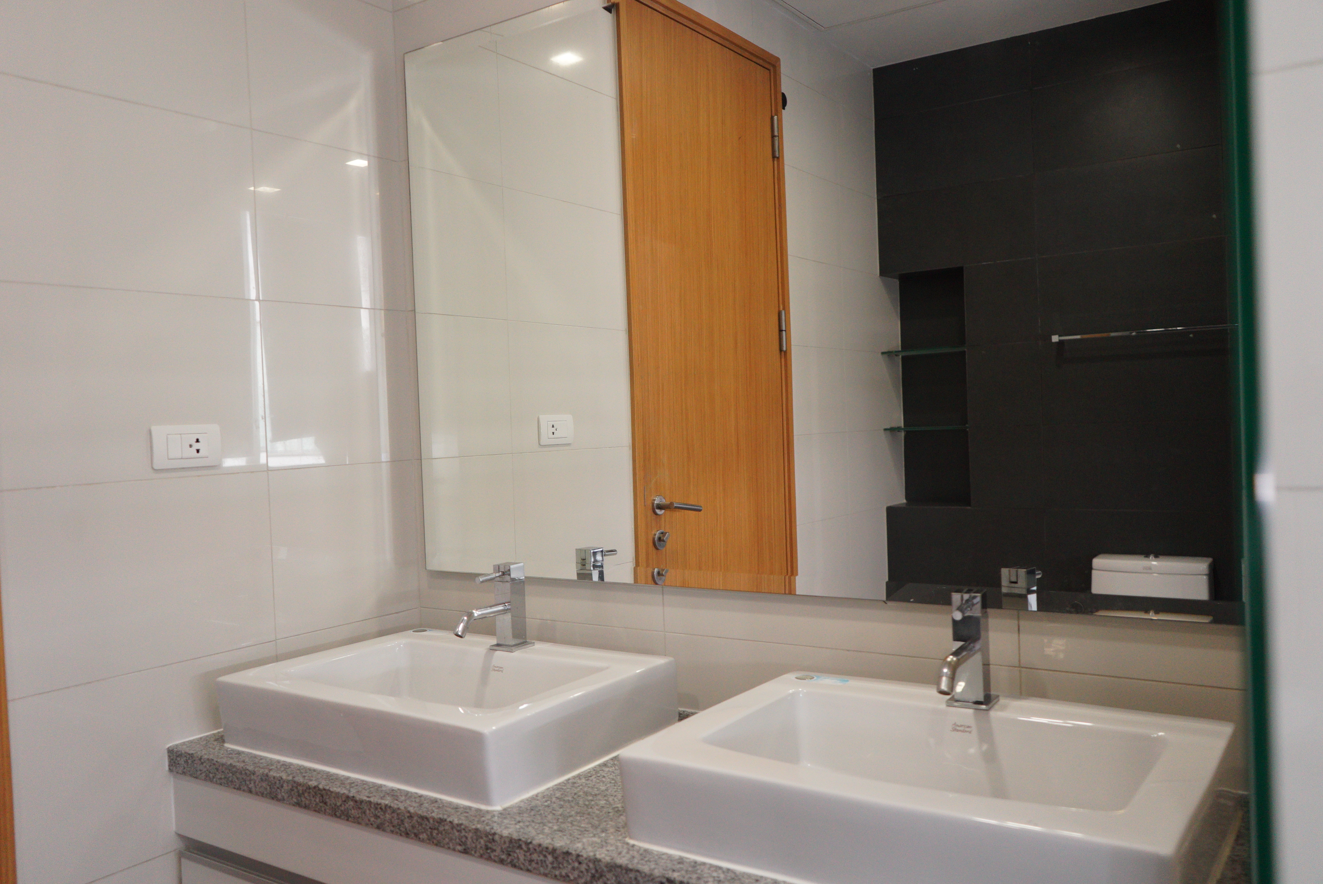 ให้เช่าคอนโด Millennium Residence (มิลเลนเนียม เรสซิเด้นส์ ) 2 ห้องนอน 3 ห้องน้ำ ขนาด 122.73 ตรม ชั้น 24 ตึก ซี