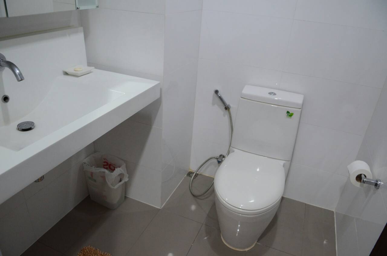 ขายคอนโดRhythm ratchada 1 ห้องนอน ตึก A ชั้น 12A ขนาดห้อง 35 ตร.ม ราคา4.45 ล้าน วิวสระน้ำ ทิศตะวันออก ค่าโอนคนละครึ่ง