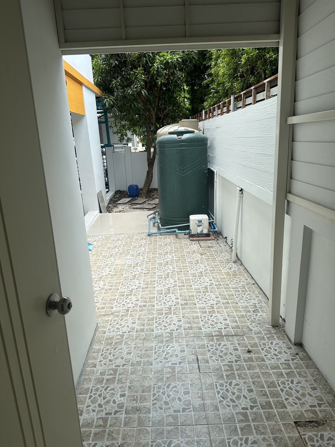 ขายบ้านเดี่ยวรีโนเวทใหม่ทั้งหลัง Baan Fah Piyarom Nesto - บ้านฟ้าปิยรมย์ เนสโต้ ลำลูกกา คลอง 6