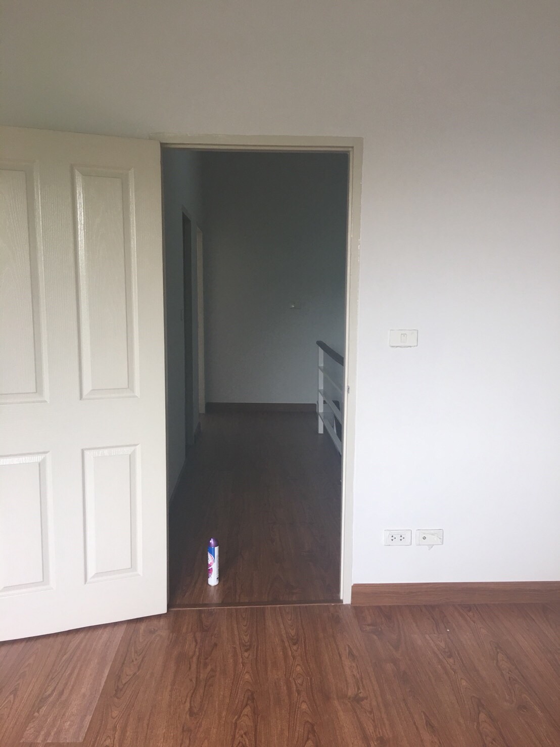 ให้เช่าทาวน์โฮม โฮมออฟฟิศ 3 ชั้น 3 คูหาติดกัน ชั้นล่างทะลุถึงกัน