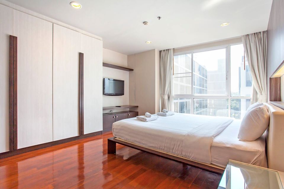 ให้เช่าคอนโด Double Tree Residence (ดับเบิ้ล ทรี เรสซิเด้นซ์) 2 ห้องนอน 3 ห้องน้ำ ขนาด 165 ตรม