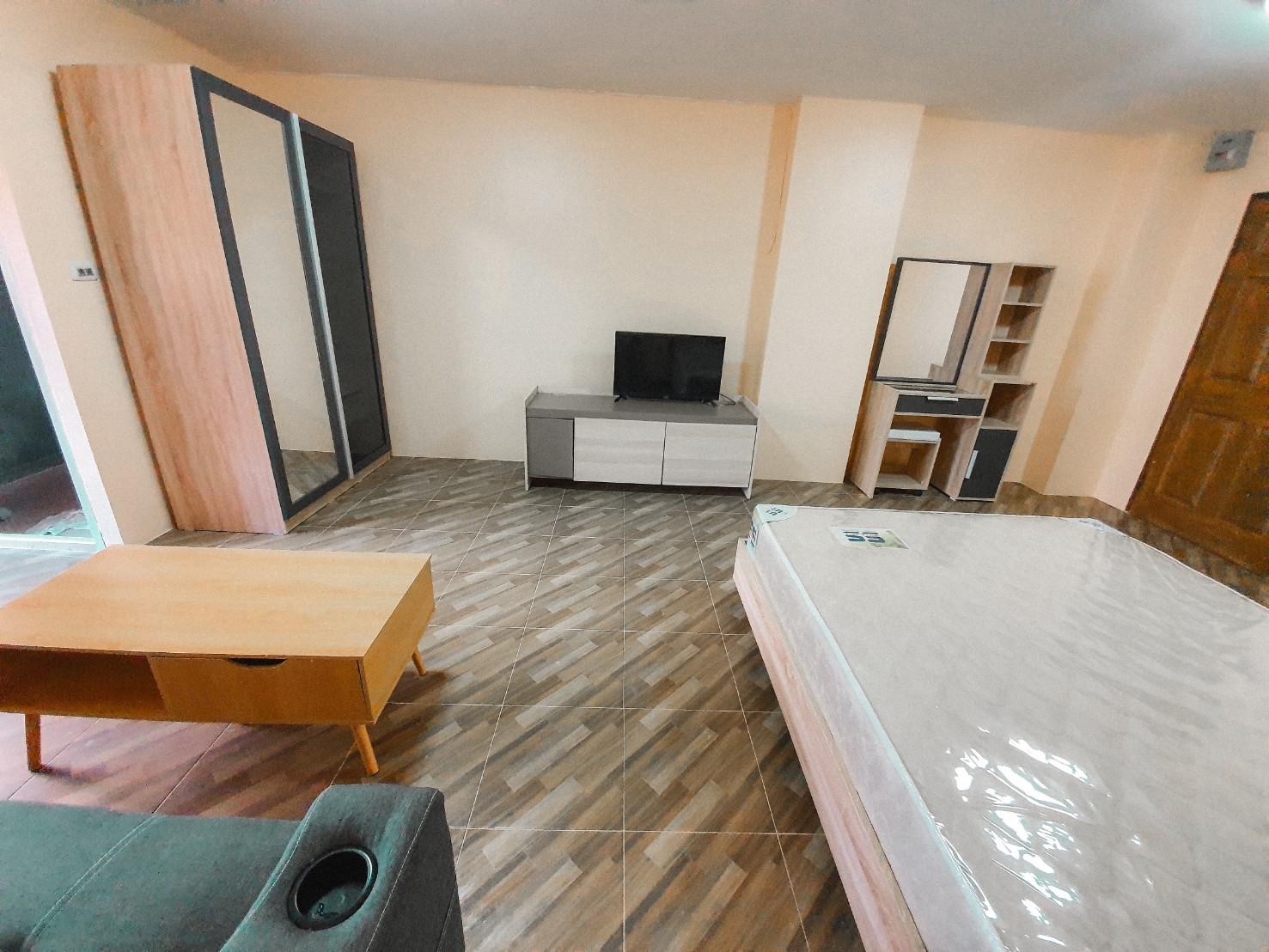 ขาย / เช่าคอนโด Champs Elysees Tiwanon (ฌ็องเซลิเซ่ ติวานนท์) ขายราคา 830,000 บาท / เช่า 5,500 บาท/ เดือน