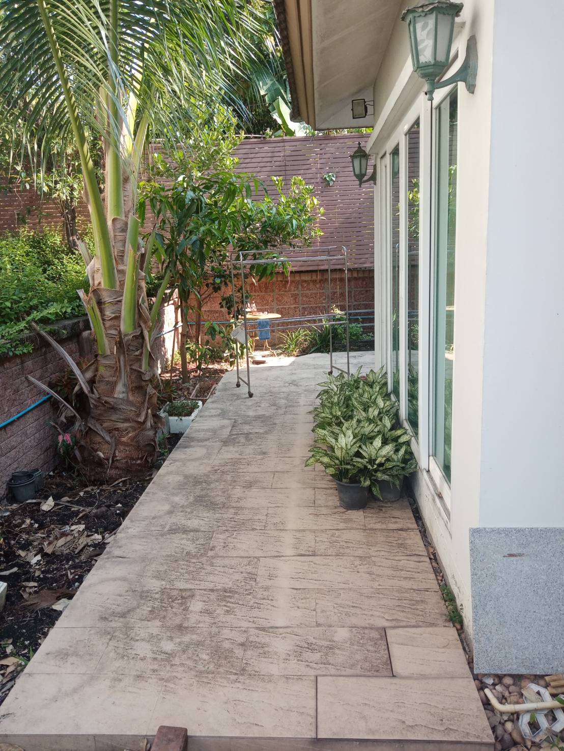 ขาย / ให้เช่าบ้านเดี่ยวโครงการ หมู่บ้าน Laddarom Ratchaphruek - Pinklao ลัดดารมย์ ราชพฤกษ์ - ปิ่นเกล้า 4 ห้องนอน