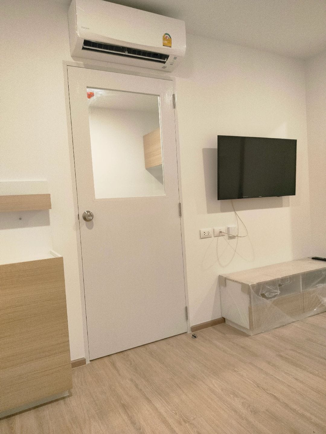 ให้เช่าคอนโด เสนาคิทท์ บีทีเอส สะพานใหม่ (Senakith Bts Saphanmai) คอนโดใหม่ให้เช่า #ใกล้BTSสะพานใหม่ 1 ห้องนอน 1 ห้องรับแขก