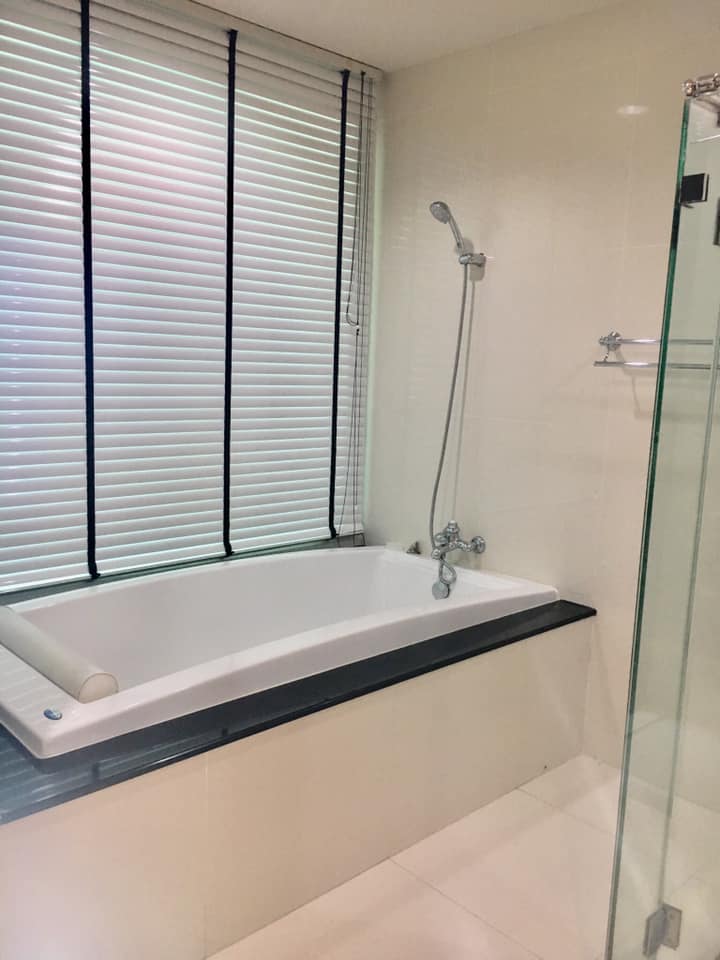 ให้เช่าคอนโด The Address Chidlom (ดิ แอดเดรส ชิดลม) 1 ห้องนอน 1 ห้องน้ำ ห้องขนาด 56 ตรม.