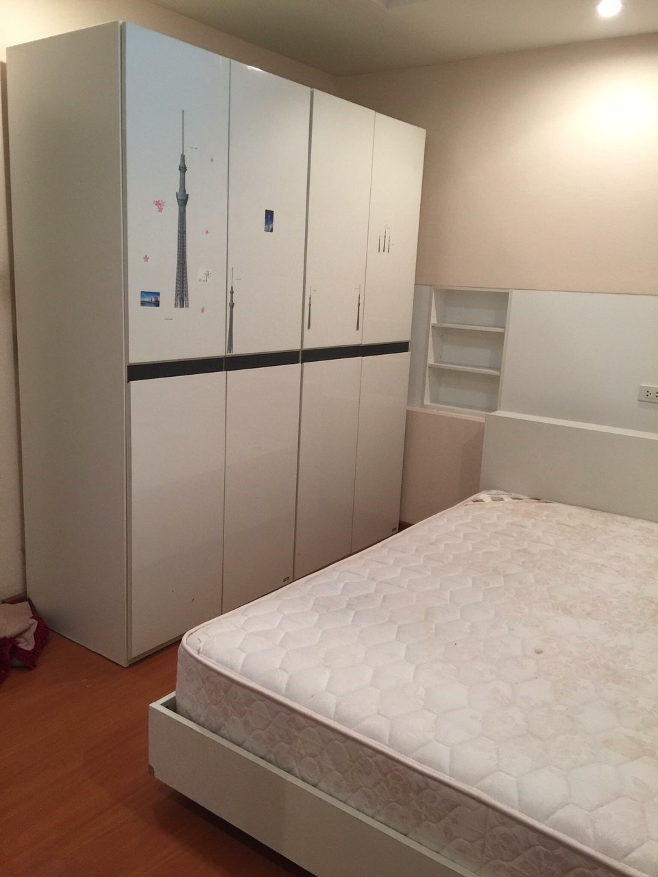 คอนโด แฮปปี้ ลิฟวิ่ง รัชดา 18 Happy Living Ratchada 18 ให้เช่า 2 ห้องนอน 2 ห้องน้ำ 1 ห้องรับแขก 1ห้องครัว เนื้อที่ 67ตรม.