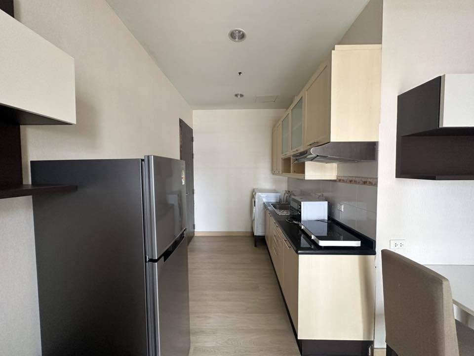 ให้เช่า! คอนโดบ้านกลางกรุง สยาม-ปทุมวัน (Baanklangkrung Siam-Patumwan) ห้องเพดานสูง วิว BTS ราชเทวี ไม่บล็อก พร้อมเข้าอยู่!