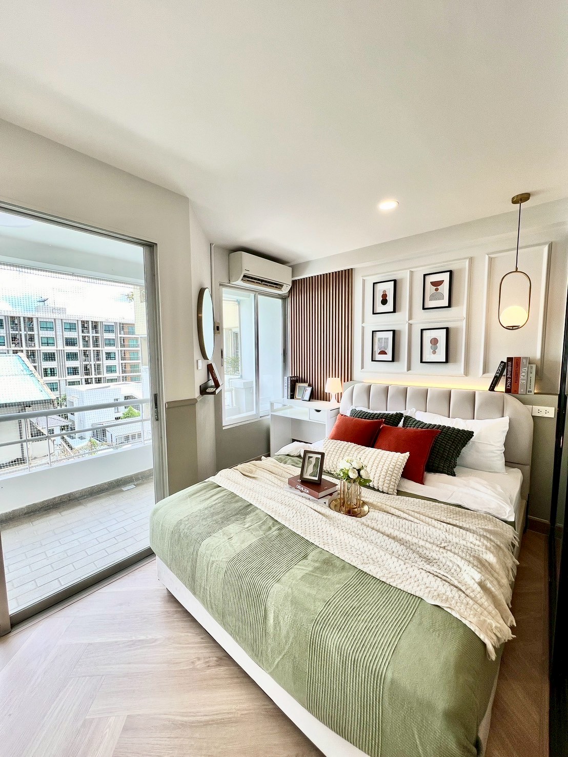 ขาย / ให้เช่า คอนโด Waterford Royal Suite ลาดพร้าว–เสนานิคม (Low-rise 8 ชั้น)