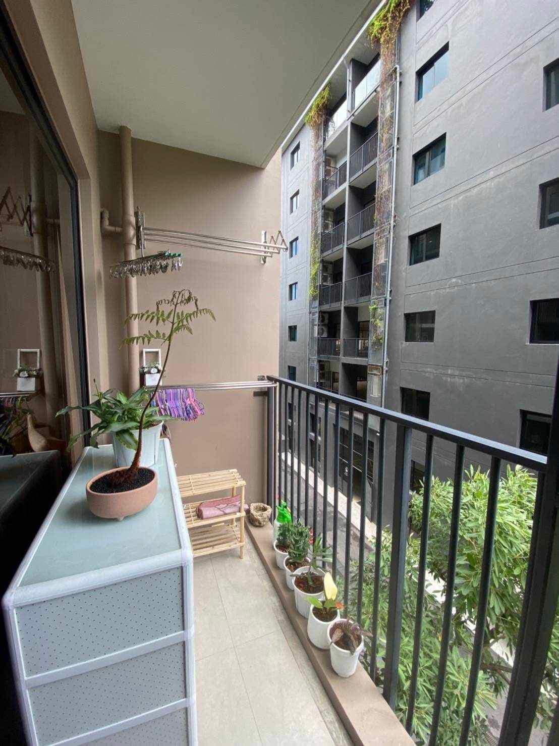 ขาย/เช่าคอนโด : Blossom Condo@Sathorn-Charoenrat บลอสซั่ม คอนโด แอท สาทร-เจริญราษฎร์ ซอย : เจริญราษฎร์ 3(วัดปรก) 1 ห้องนอน 1 ห้องน้ำ - ขนาดห้อง 30 ตารางเมตร- อาคาร C ชั้น 3