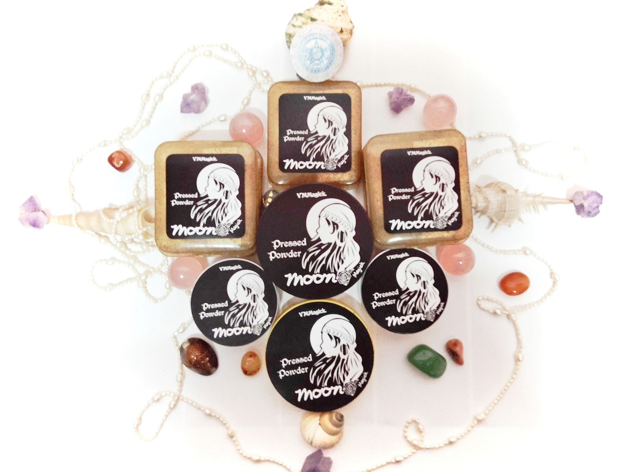 Moon Magick Pressed Powder แป้งสมุนไพรยิปซีมูนเมจิก