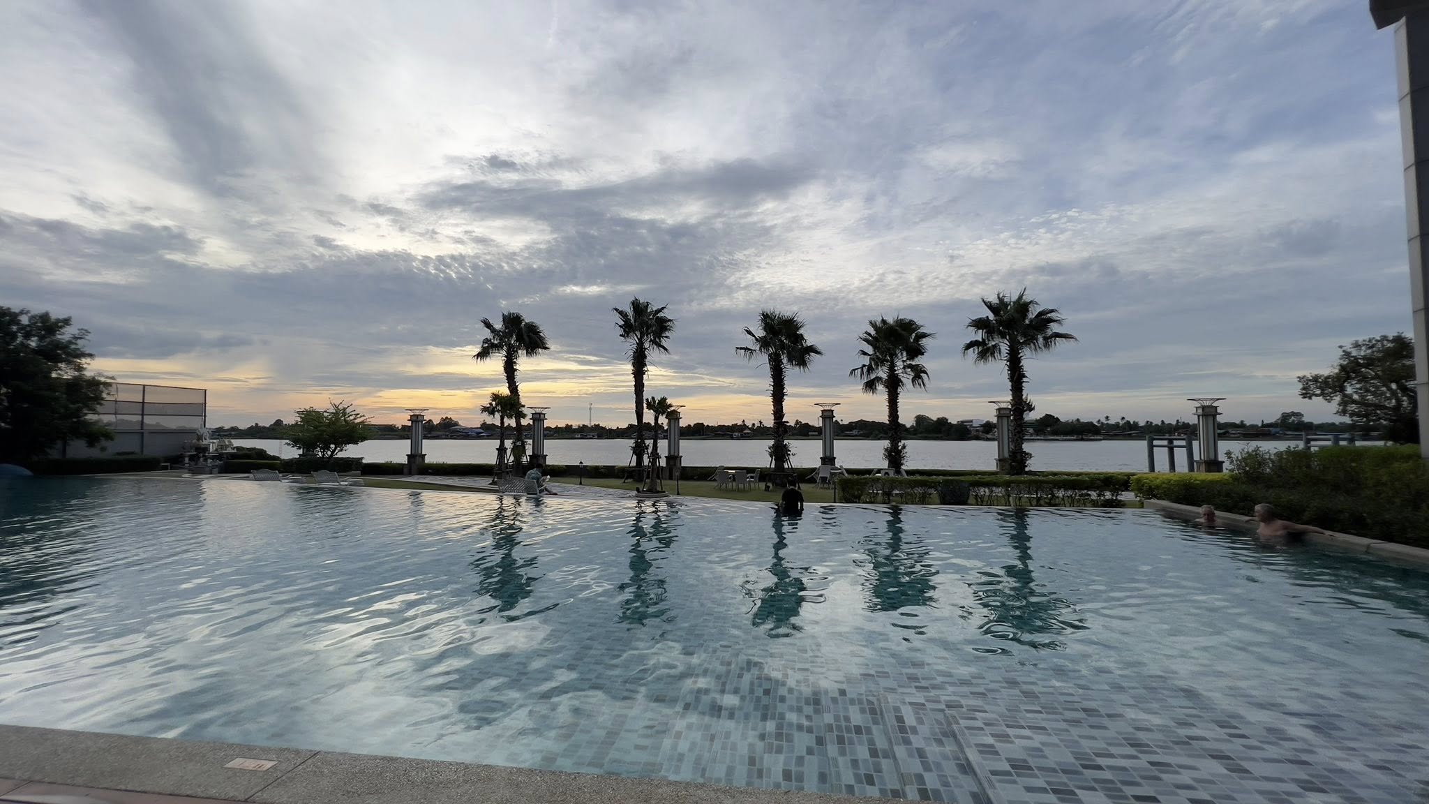 🌟 ขาย/เช่า คอนโด Manor สนามบินน้ำ ห้องวิวแม่น้ำเจ้าพระยา