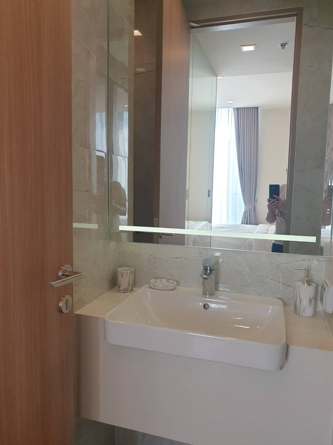 ให้เช่าคอนโดหรูย่านพร้อมพงษ์ ห้องใหม่ เพิ่งแต่งเสร็จ Noble Around 33 (โนเบิล อราวน์ เทอร์ตี้ทรี)