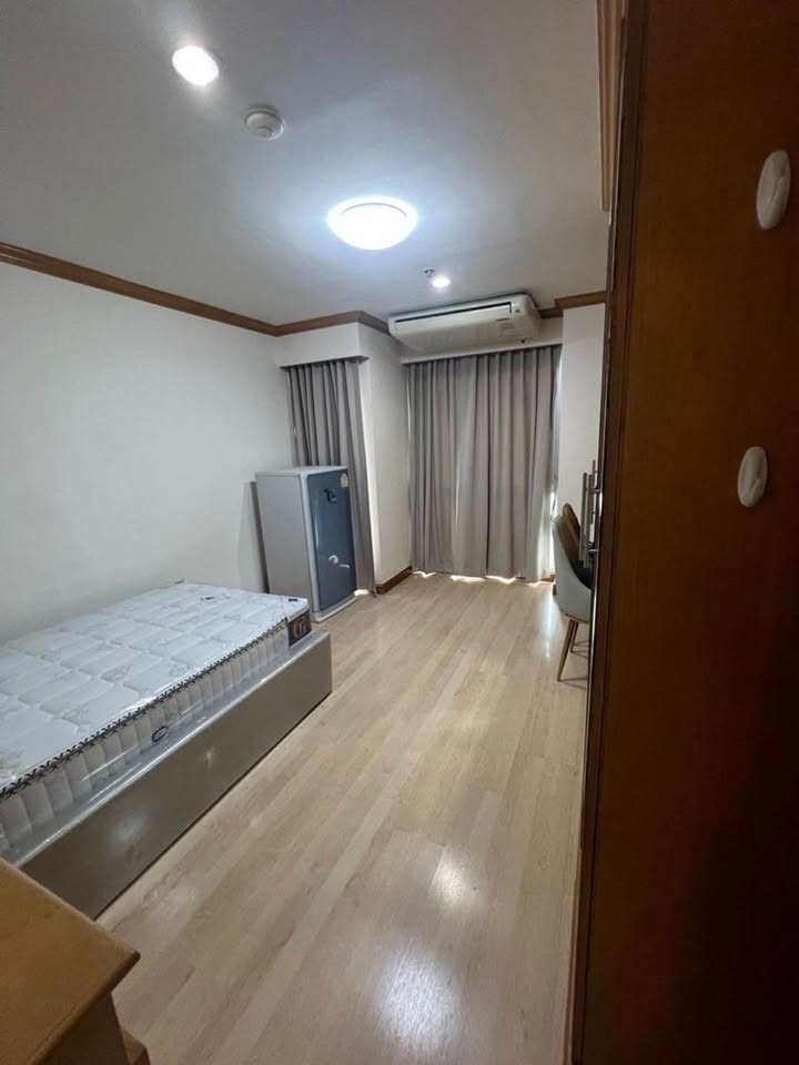 คอนโด ว่างให้เช่า Silom Suite (สีลม สวีท) ใจกลางสาทร ใกล้ BTS เซนต์หลุยส์ เพียง 300 เมตร