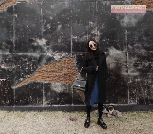 OverCoat เสื้อโค้ทกันหนาวตัวยาว สีดำ Classic เข้าได้กับทุกชุด งานดี ผ้าวูลเนื้อดี บุซับในกันลมอย่างดี พร้อมส่ง M